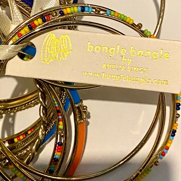 Amrita Singh Jewelry Bangles - Picture 4 of 4